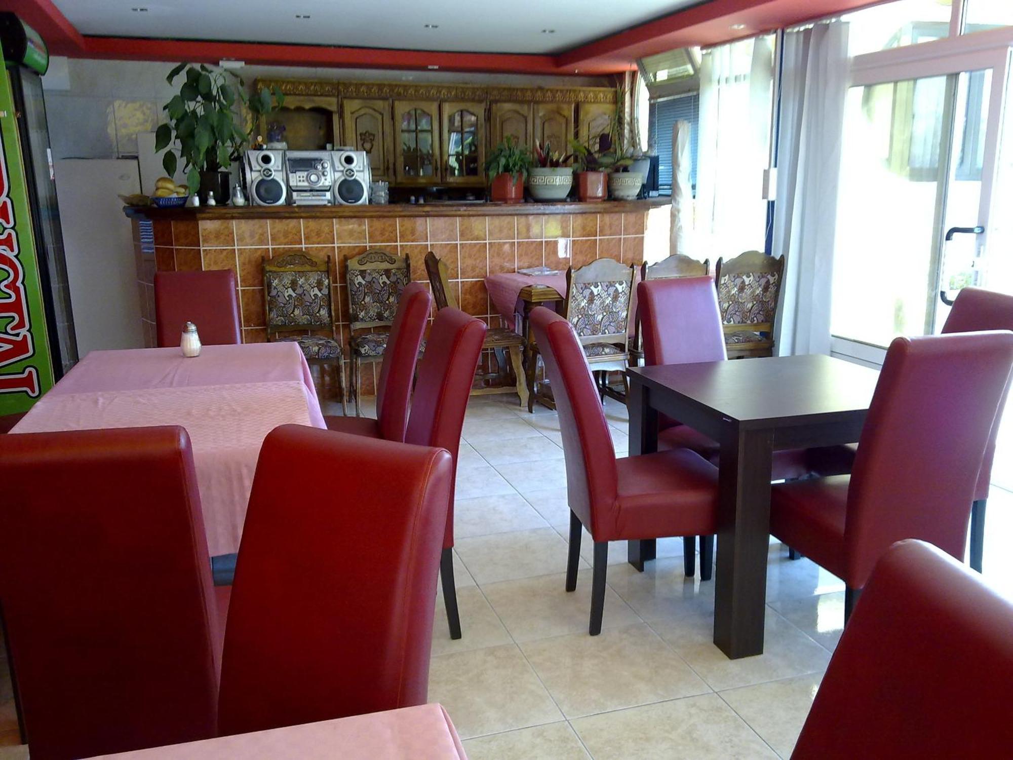 Villa Jadran Apartments Бар Екстериор снимка