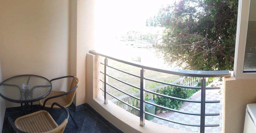 Villa Jadran Apartments Бар Екстериор снимка