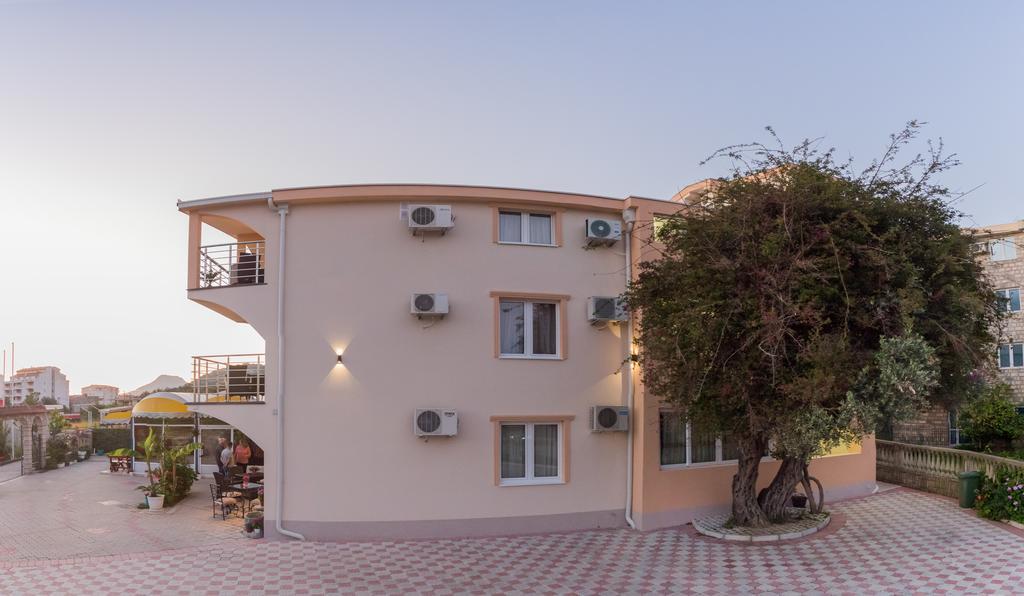 Villa Jadran Apartments Бар Екстериор снимка
